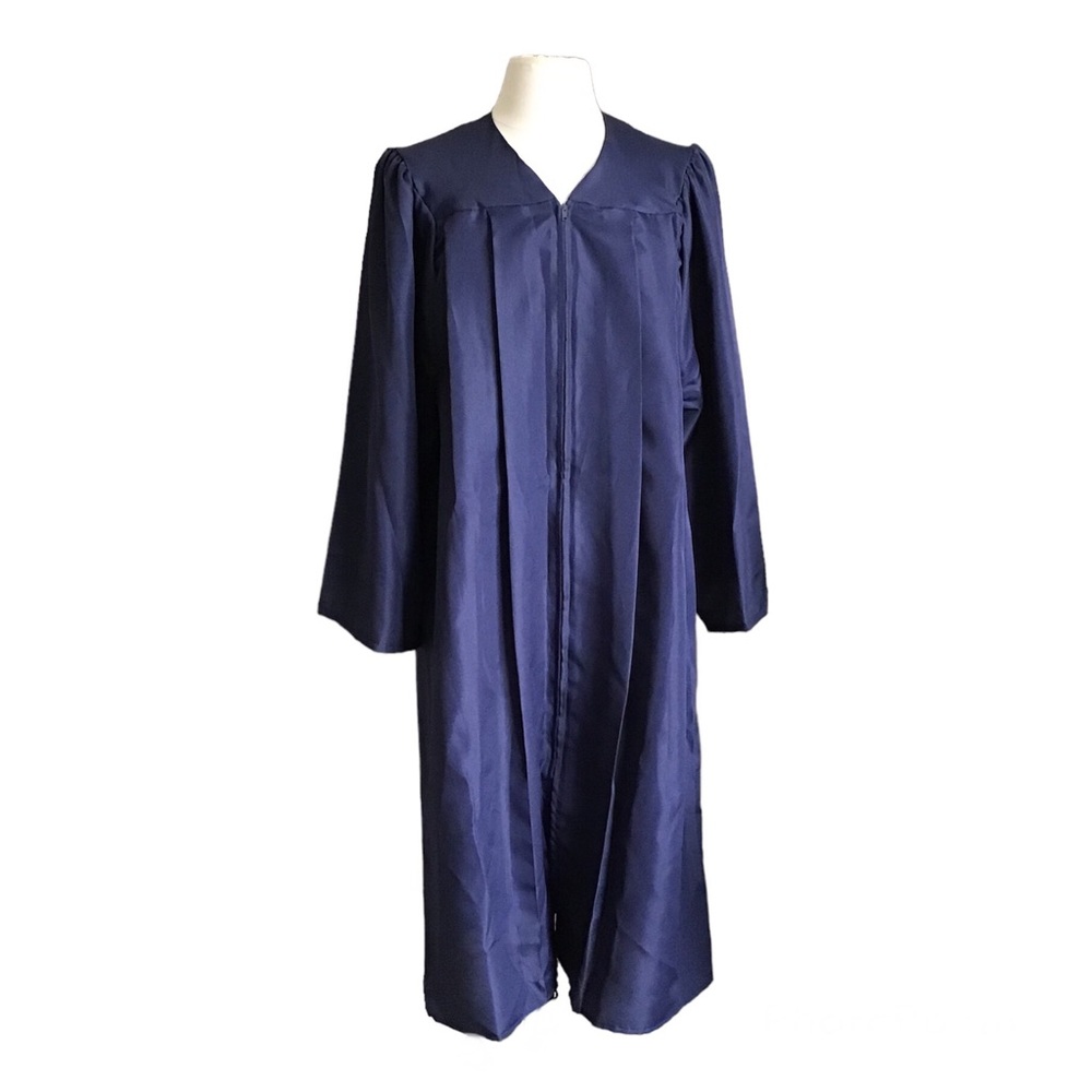 Signature Graduation Cap & Gown (Sz S)